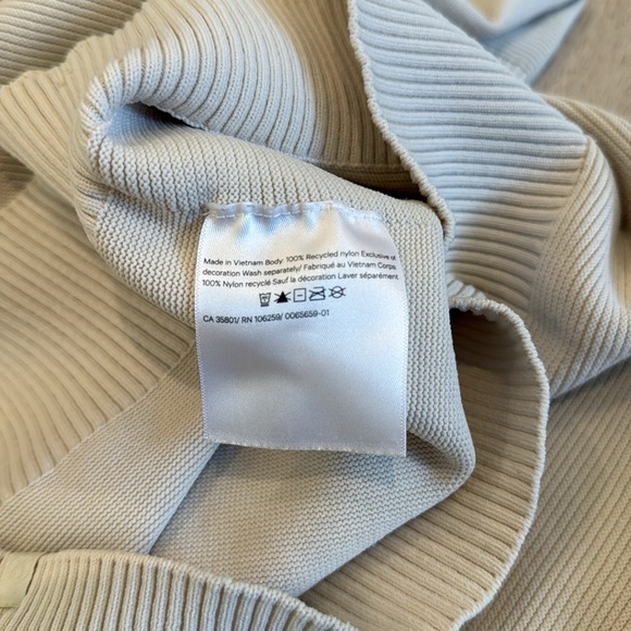 Lululemon Multi-Texture Crewneck Sweater in XS - Picture 7 of 10